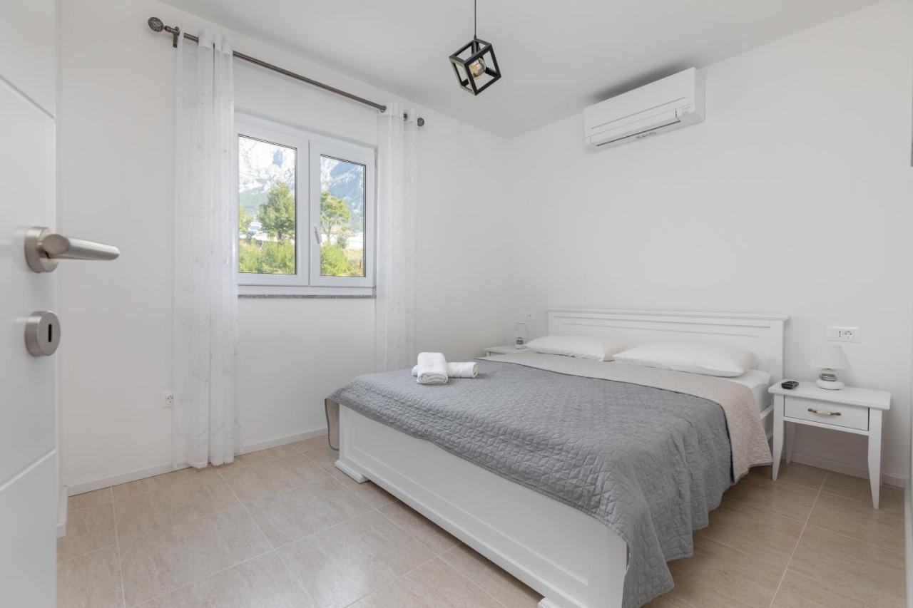 Apartment Oseka Makarska Exterior foto